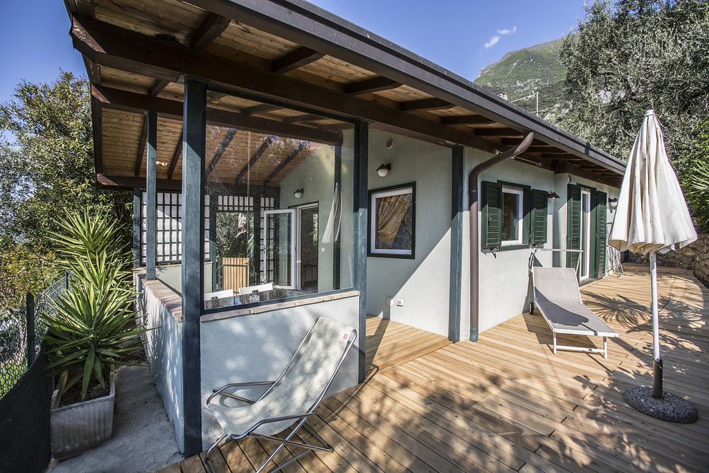 Residence Parco Lago Di Garda Malcesine Luaran gambar