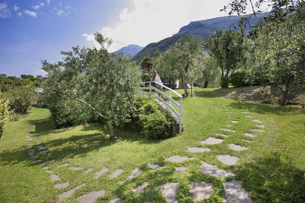 Residence Parco Lago Di Garda Malcesine Luaran gambar
