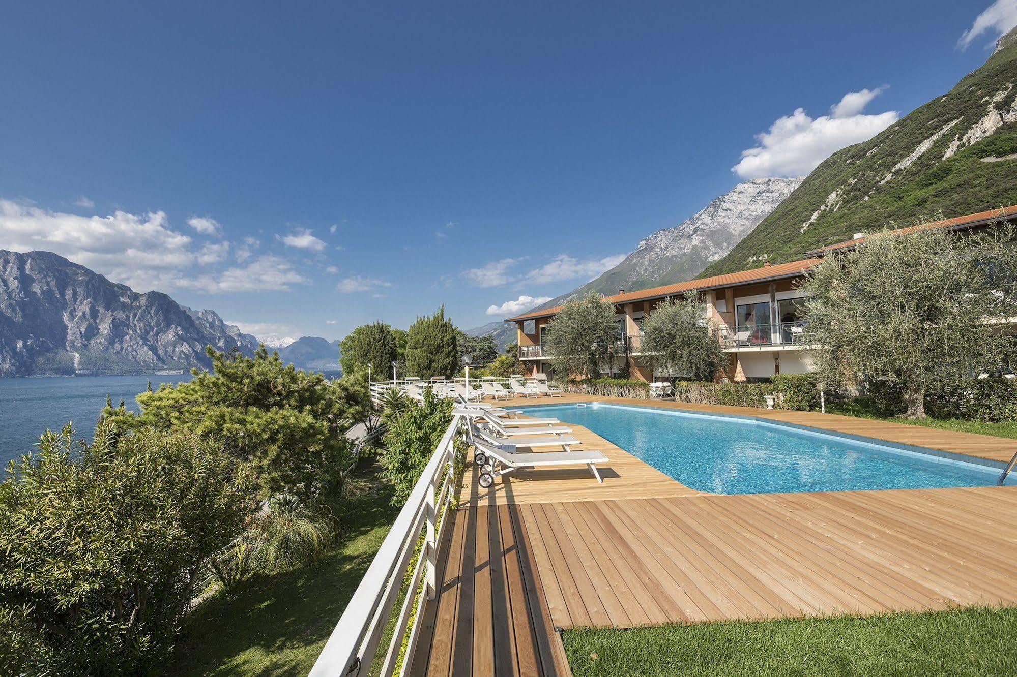 Residence Parco Lago Di Garda Malcesine Luaran gambar