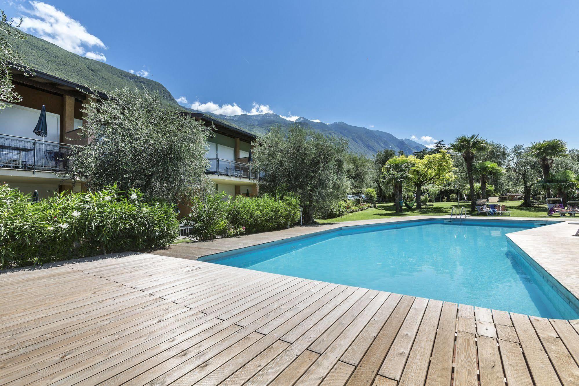Residence Parco Lago Di Garda Malcesine Luaran gambar