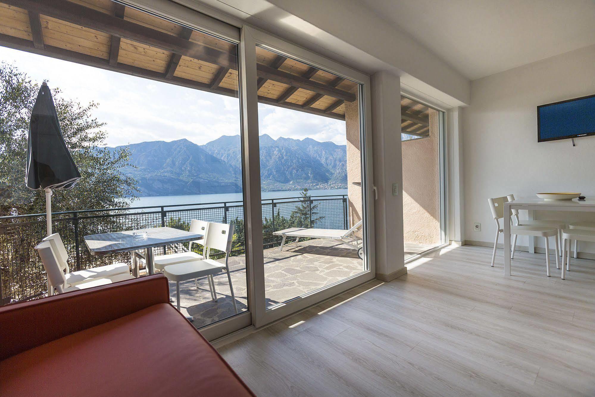 Residence Parco Lago Di Garda Malcesine Luaran gambar