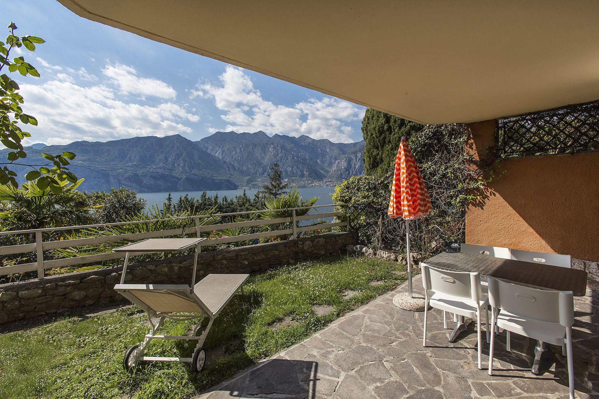 Residence Parco Lago Di Garda Malcesine Luaran gambar